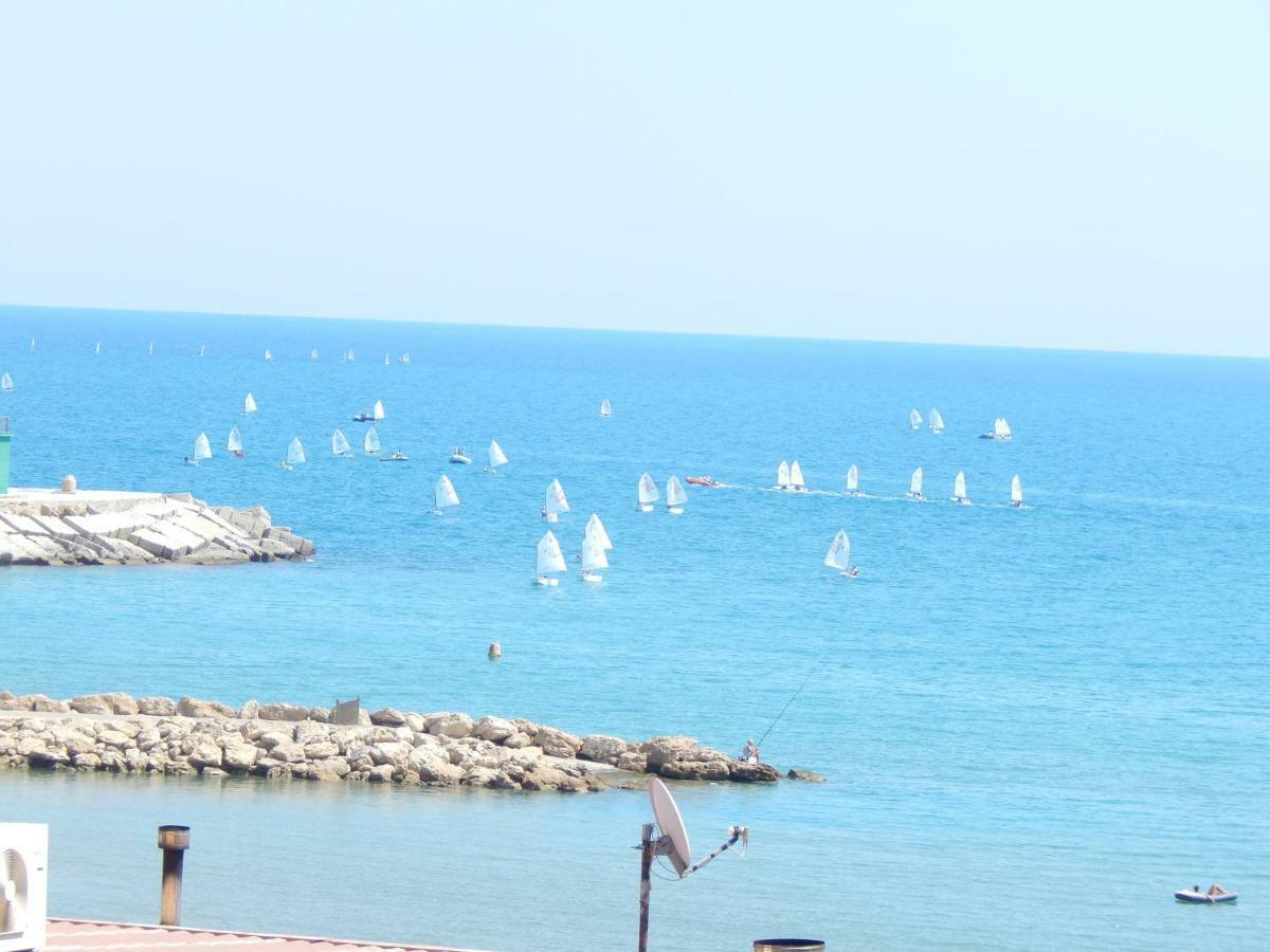 Ferienwohnung Montefusco Crotone Exterior foto